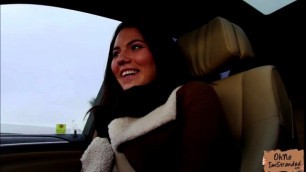 Hitchhiker Vanessa Decker gets her pussy licked in the car
