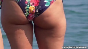 Sexy beach thongs Voyeur spycam - sexctv&period;com