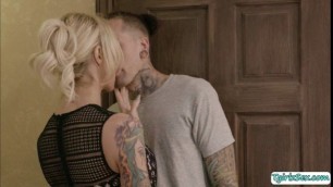 Tattooed guy gets penetrated by sexy Ts blonde